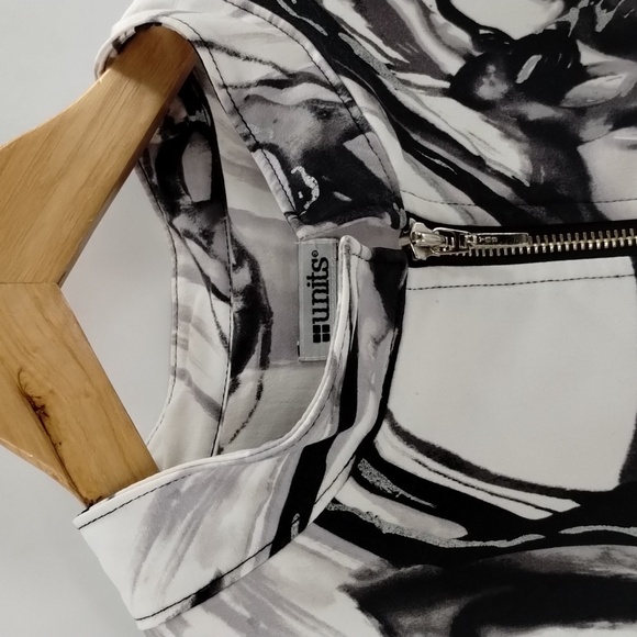 Units blazer statement jacket full zip size large black white gray pleated back - Picture 3 of 8